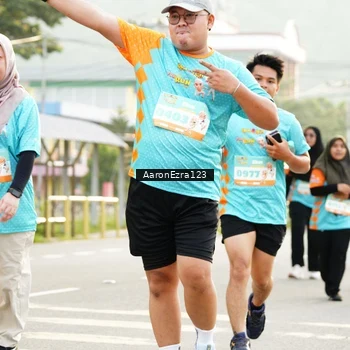 Runner Photo 8305463