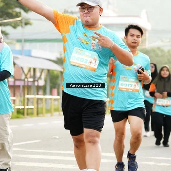 Runner Photo 8305465