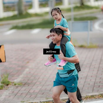 Runner Photo 8305495