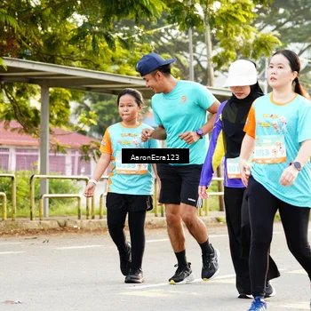 Runner Photo 8305506
