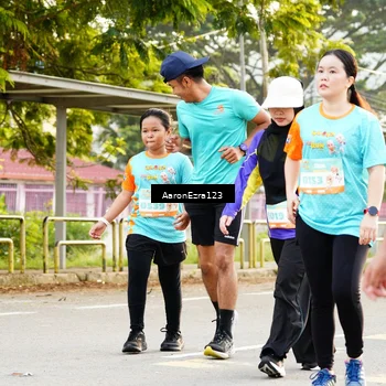 Runner Photo 8305508