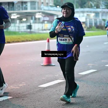 Runner Photo 8305510