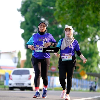 Runner Photo 8305528
