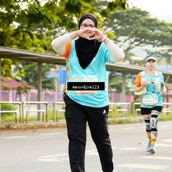 Runner Photo 8305537