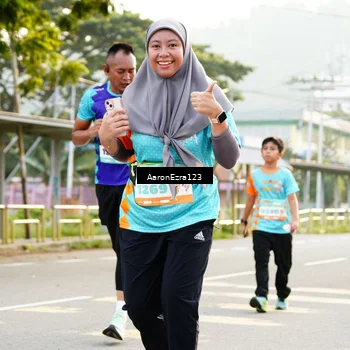 Runner Photo 8305550