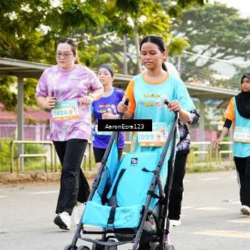 Runner Photo 8305562