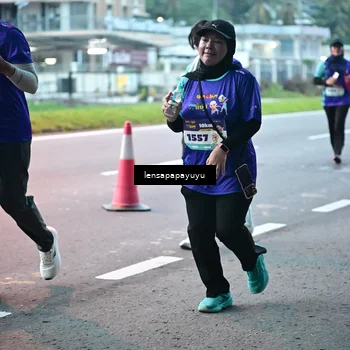 Runner Photo 8305578