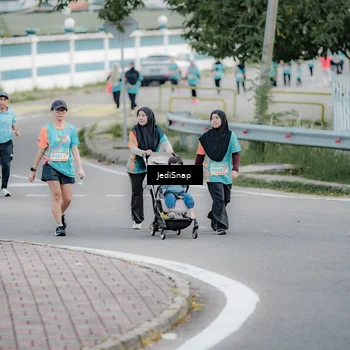 Runner Photo 8305585