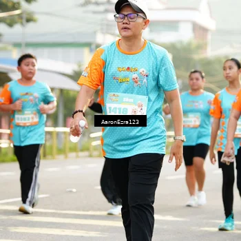 Runner Photo 8305586