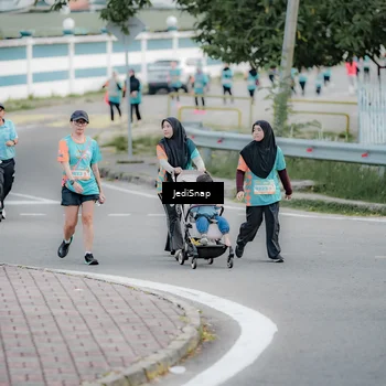 Runner Photo 8305609