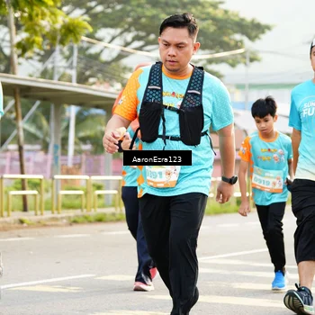 Runner Photo 8305622