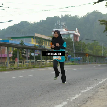 Runner Photo 8305633