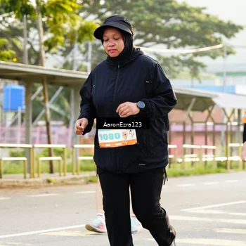 Runner Photo 8305634