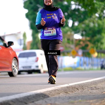 Runner Photo 8305650