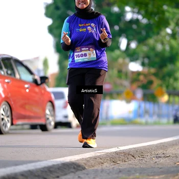 Runner Photo 8305660