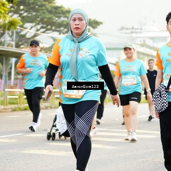 Runner Photo 8305665