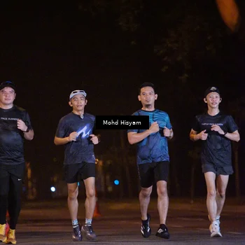 Runner Photo 8305672
