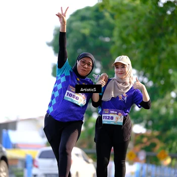 Runner Photo 8305675
