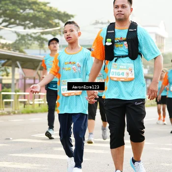 Runner Photo 8305690