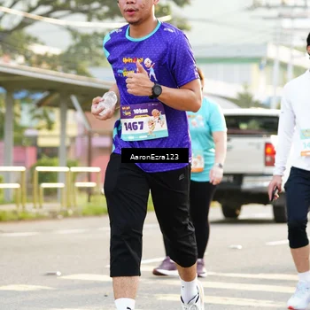 Runner Photo 8305695
