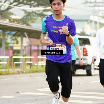 Runner Photo 8305698