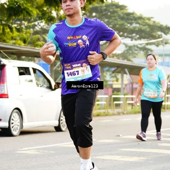 Runner Photo 8305700