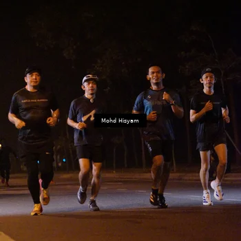 Runner Photo 8305704