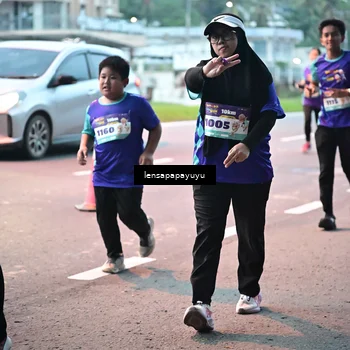 Runner Photo 8305718