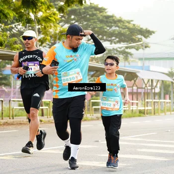 Runner Photo 8305720