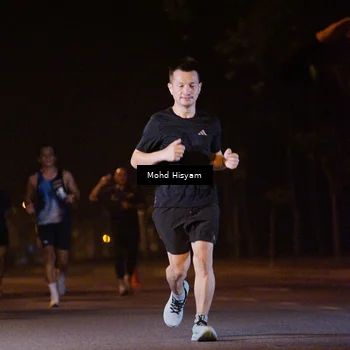 Runner Photo 8305742
