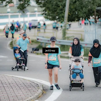 Runner Photo 8305774