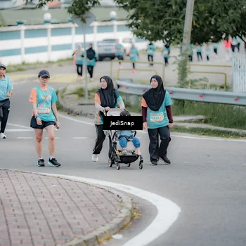 Runner Photo 8305788