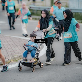 Runner Photo 8305796