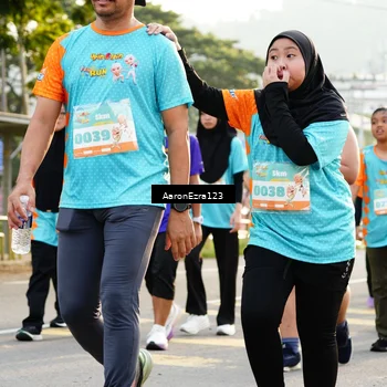 Runner Photo 8305809