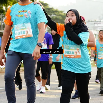 Runner Photo 8305810