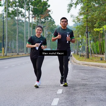 Runner Photo 8305845