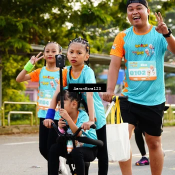 Runner Photo 8305851