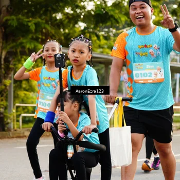 Runner Photo 8305856