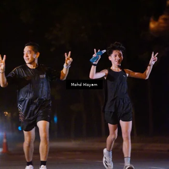 Runner Photo 8305880