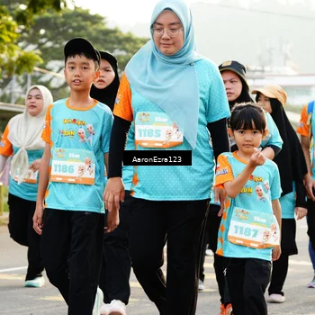 Runner Photo 8305891