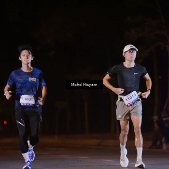 Runner Photo 8305934