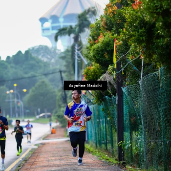 Runner Photo 8305949