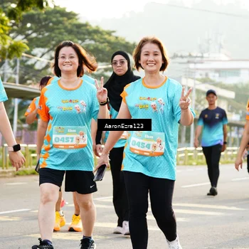Runner Photo 8305959