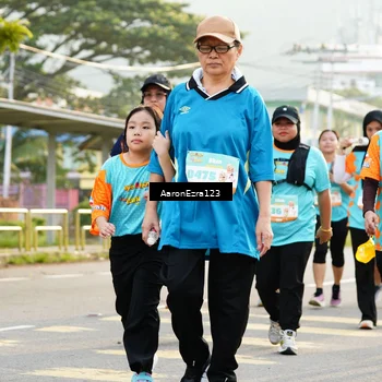 Runner Photo 8305960