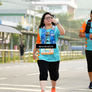 Runner Photo 8305971