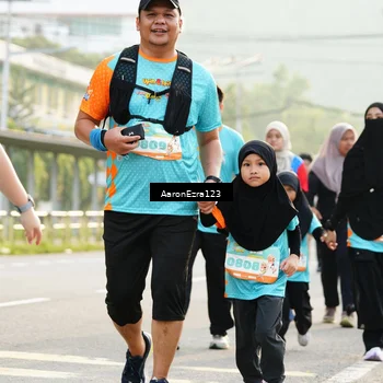 Runner Photo 8305978