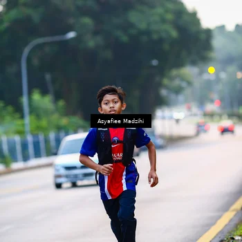 Runner Photo 8305980