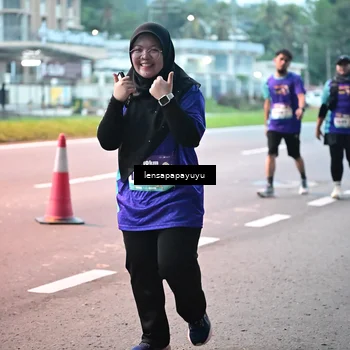 Runner Photo 8305991