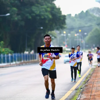 Runner Photo 8306011