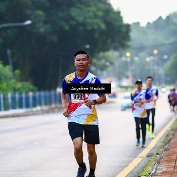 Runner Photo 8306018